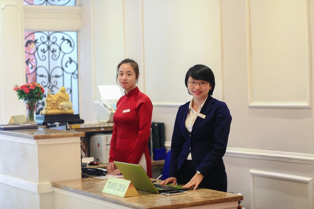 Khách sạn Calypso Premier 3*