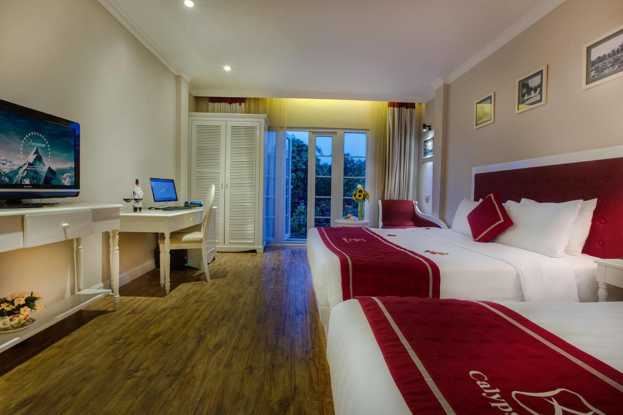 Calypso Premier Khách sạn 3*